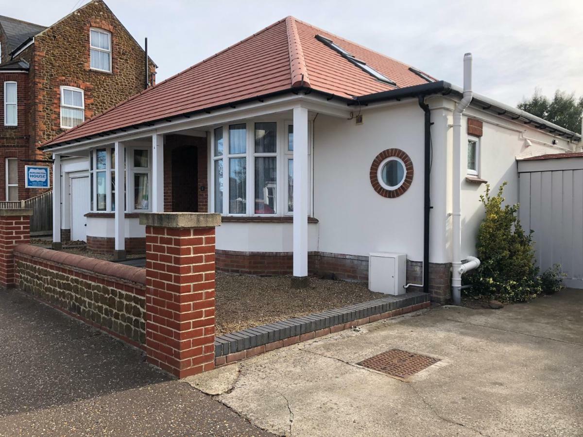 Burlington House Guest House هونستنتون المظهر الخارجي الصورة